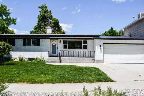 Exterior - 209 E 300 N, Smithfield, UT 84335 photo 2 of 9