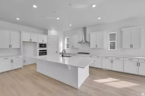 243 E Polaris Dr #106, Saratoga Springs, UT 84045