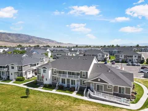 View/Area - 1754 E Skyline Dr #K2, Eagle Mountain, UT 84005 photo 1 of 6