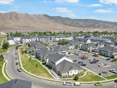 View/Area - 1754 E Skyline Dr #K2, Eagle Mountain, UT 84005 photo 4 of 6
