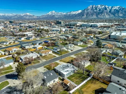 View/Area - 27 W Valley Dr, Murray, UT 84107 photo 5 of 18