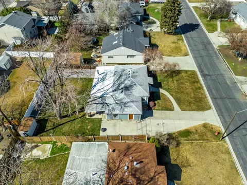 View/Area - 27 W Valley Dr, Murray, UT 84107 photo 16 of 18