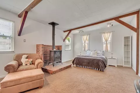 Bedroom - 27 W Valley Dr, Murray, UT 84107 photo 4 of 5