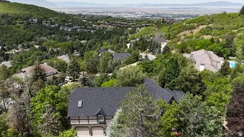 1903 E Ridge Hollow Dr, Bountiful, UT 84010