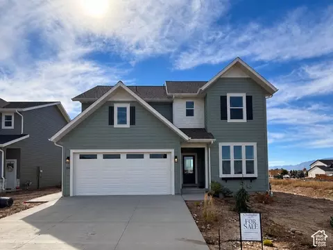 186 E 625 S, Hyde Park, UT 84318