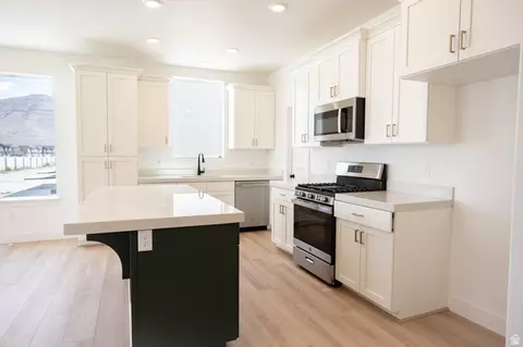 Kitchen - 1673 E Rainbow Bridge Dr #LOT EAGLE, Eagle Mountain, UT 84005 photo 2 of 2