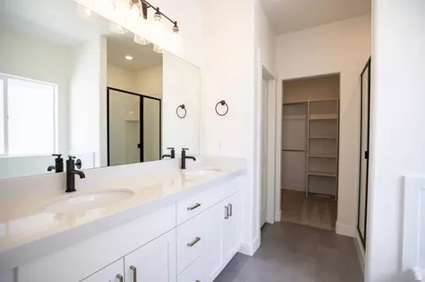 Bath - 1673 E Rainbow Bridge Dr #LOT EAGLE, Eagle Mountain, UT 84005 photo 1 of 2