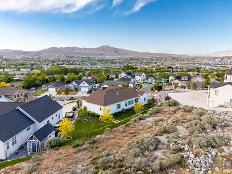 View/Area - 3712 E Butterfield Rd, Eagle Mountain, UT 84005 photo 4 of 7