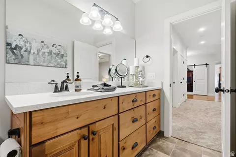 Bath - 3712 E Butterfield Rd, Eagle Mountain, UT 84005 photo 4 of 5