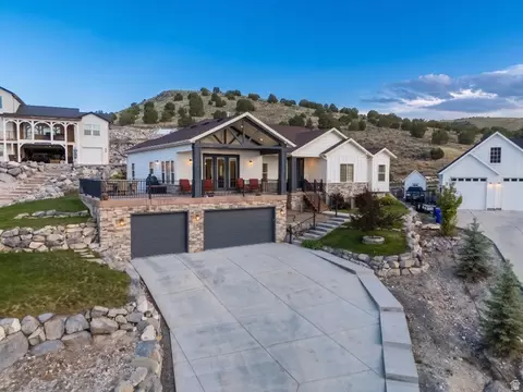 Exterior - 3712 E Butterfield Rd, Eagle Mountain, UT 84005 photo 2 of 7