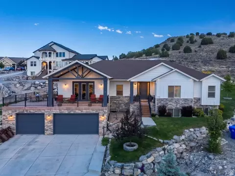 Exterior - 3712 E Butterfield Rd, Eagle Mountain, UT 84005 photo 7 of 7