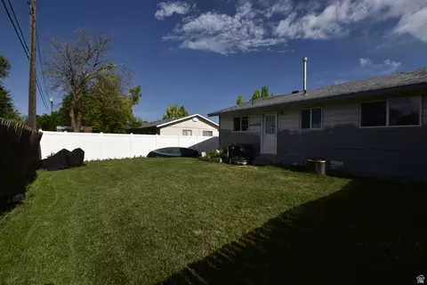 Exterior - 290 W 600 N, Logan, UT 84321 photo 4 of 7