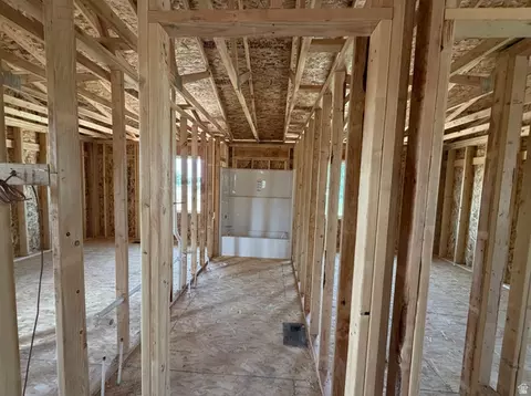 Entry Way - 1077 N Summit View Dr W, Harrisville, UT 84404 photo 1 of 2