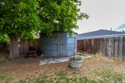 Exterior - 335 E 100 N, Monroe, UT 84754 photo 7 of 11