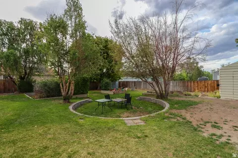 Exterior - 335 E 100 N, Monroe, UT 84754 photo 6 of 11