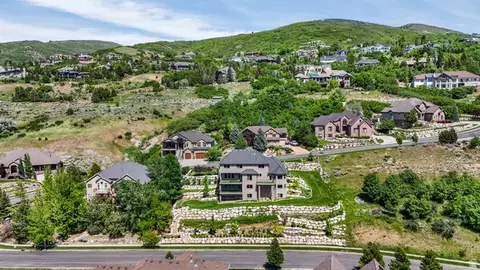 View/Area - 1596 E Millbrook Way S, Bountiful, UT 84010 photo 24 of 26