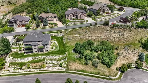 View/Area - 1596 E Millbrook Way S, Bountiful, UT 84010 photo 6 of 26