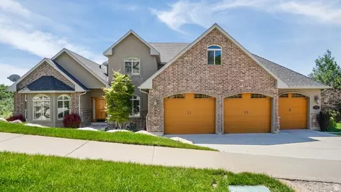 Exterior - 1596 E Millbrook Way S, Bountiful, UT 84010 photo 2 of 7