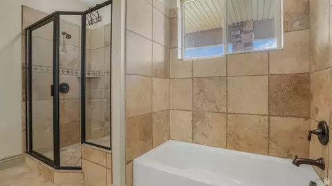 Bath - 1596 E Millbrook Way S, Bountiful, UT 84010 photo 18 of 18