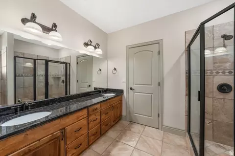 Bath - 1596 E Millbrook Way S, Bountiful, UT 84010 photo 6 of 18