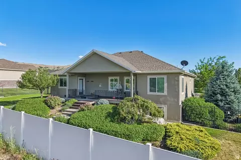 Exterior - 716 W 7950 S, Willard, UT 84340 photo 7 of 8