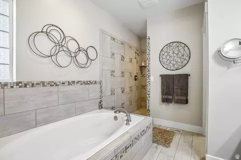 Bath - 716 W 7950 S, Willard, UT 84340 photo 1 of 5