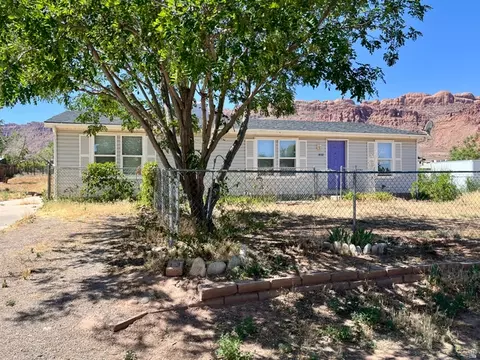 1430 E Huntcreek Dr, Moab, UT 84532