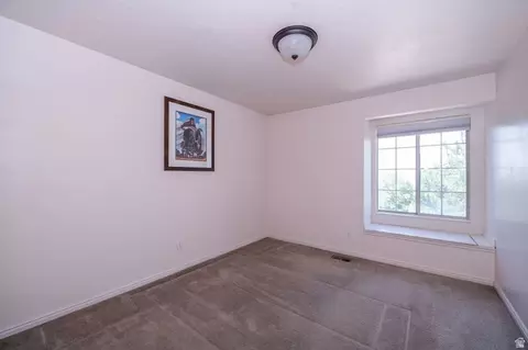 Bedroom - 10101 S Wasatch Blvd, Sandy, UT 84092 photo 7 of 9