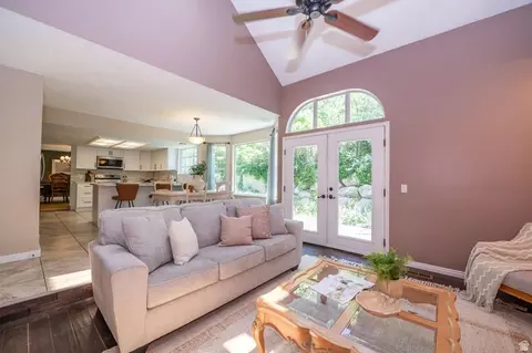 Living - 10101 S Wasatch Blvd, Sandy, UT 84092 photo 4 of 4