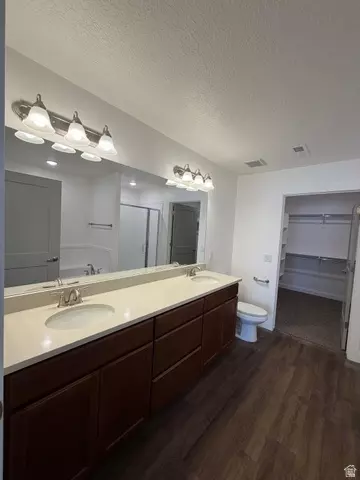 Bath - 832 N 250 E #A, Tooele, UT 84074 photo 1 of 2