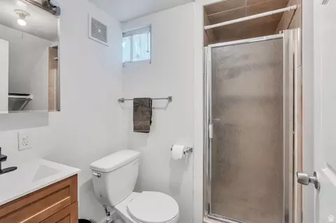 Bath - 1257 E 520 S, Provo, UT 84606 photo 2 of 2