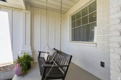 Exterior - 1058 E 300 S, Smithfield, UT 84335 photo 6 of 14