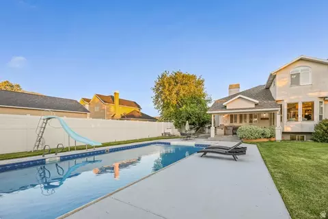 Exterior - 469 E 12000 S, Draper, UT 84020 photo 22 of 44