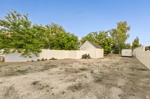 Exterior - 469 E 12000 S, Draper, UT 84020 photo 35 of 44