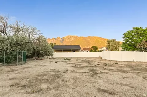 Exterior - 469 E 12000 S, Draper, UT 84020 photo 37 of 44