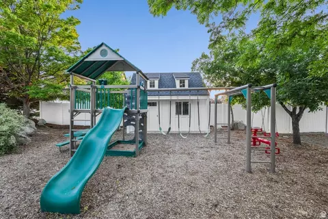 Exterior - 469 E 12000 S, Draper, UT 84020 photo 11 of 44