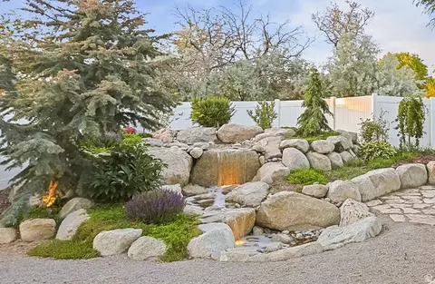 Exterior - 469 E 12000 S, Draper, UT 84020 photo 9 of 44