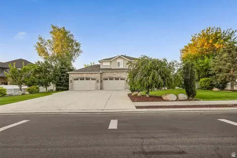 Exterior - 469 E 12000 S, Draper, UT 84020 photo 23 of 44