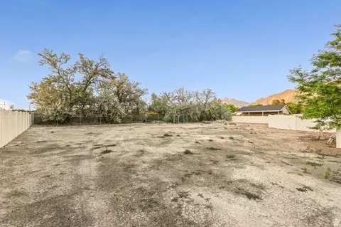 Exterior - 469 E 12000 S, Draper, UT 84020 photo 34 of 44