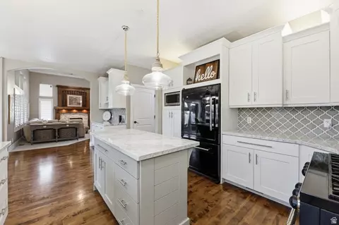 Kitchen - 469 E 12000 S, Draper, UT 84020 photo 1 of 8