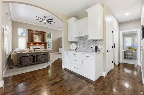 Entry Way - 469 E 12000 S, Draper, UT 84020 photo 6 of 6