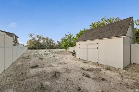 Exterior - 469 E 12000 S, Draper, UT 84020 photo 33 of 44