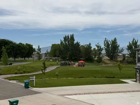Exterior - 1878 W Springwater Ln, Vineyard, UT 84059 photo 5 of 5