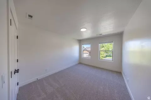 Bedroom - 1878 W Springwater Ln, Vineyard, UT 84059 photo 2 of 4