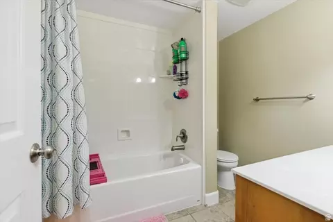 Bath - 772 E 600 S, Preston, ID 83263 photo 3 of 3