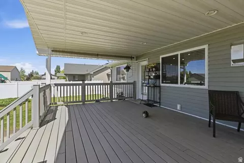 Exterior - 772 E 600 S, Preston, ID 83263 photo 5 of 10