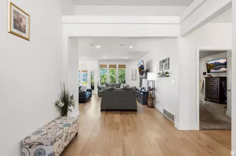 4691 E Decrescendo Dr, Eagle Mountain, UT 84005