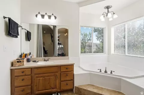 Bath - 4691 E Decrescendo Dr, Eagle Mountain, UT 84005 photo 2 of 9
