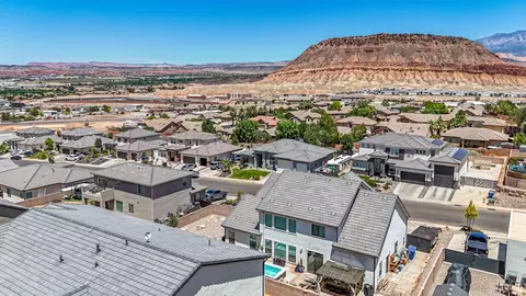 View/Area - 1504 E Black Brush Dr, Washington, UT 84780 photo 5 of 7