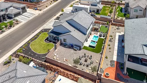 View/Area - 1504 E Black Brush Dr, Washington, UT 84780 photo 3 of 7